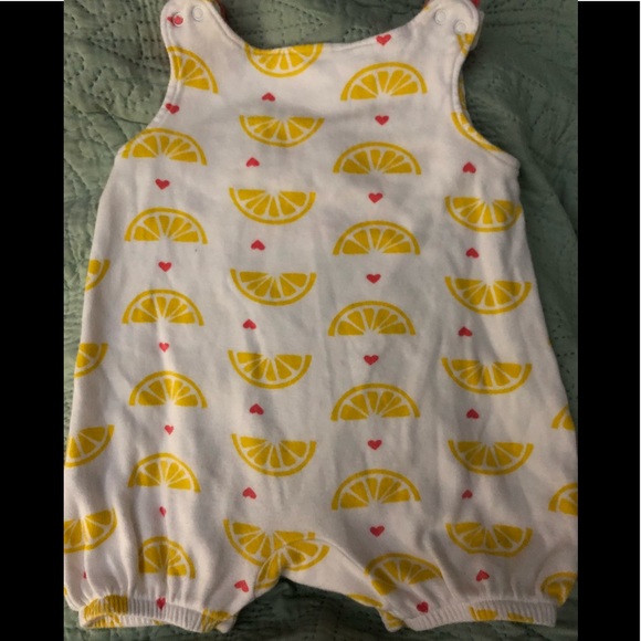 Koalababy 6-9 month Romper with lemons and hearts. - Picture 4 of 6